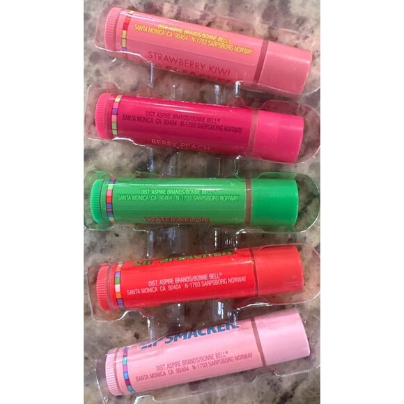 Vintage Bonne Bell Lip Smacker Classic Favorites Lip Balm Set 6ct w/Zip Pouch - Picture 2 of 7